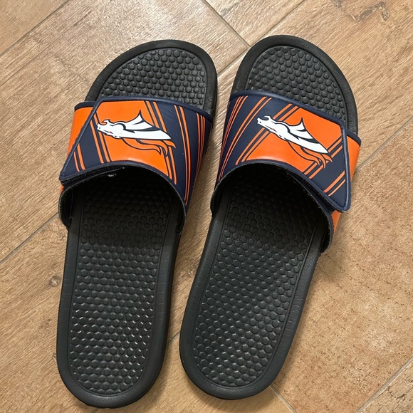 Shoes Denver Bronco Velcro Sandals Men L 1112 Poshmark